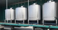 Stainless steel wine tanks limited height glycol